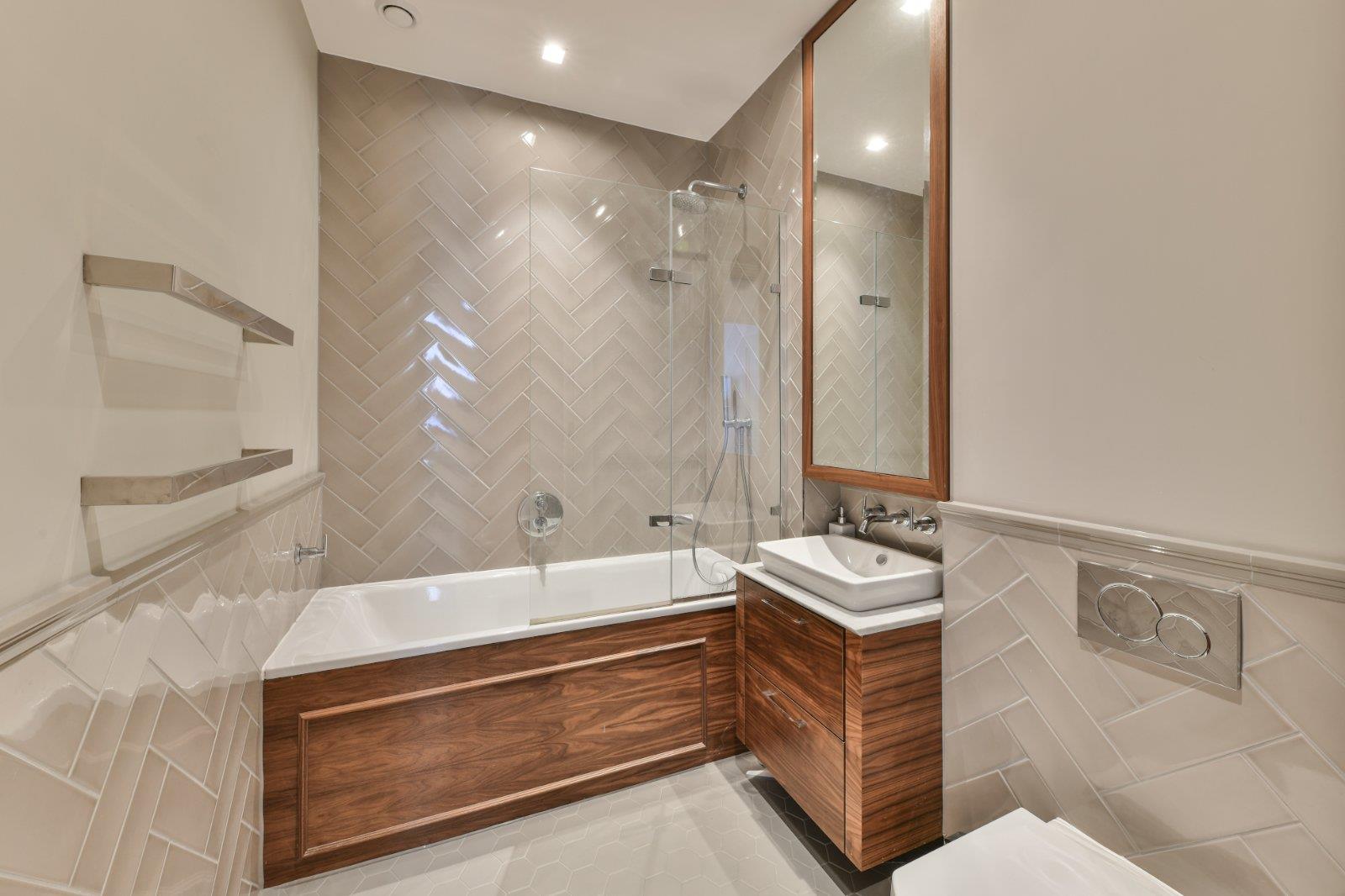 Kidderpore Avenue London NW3 7SU