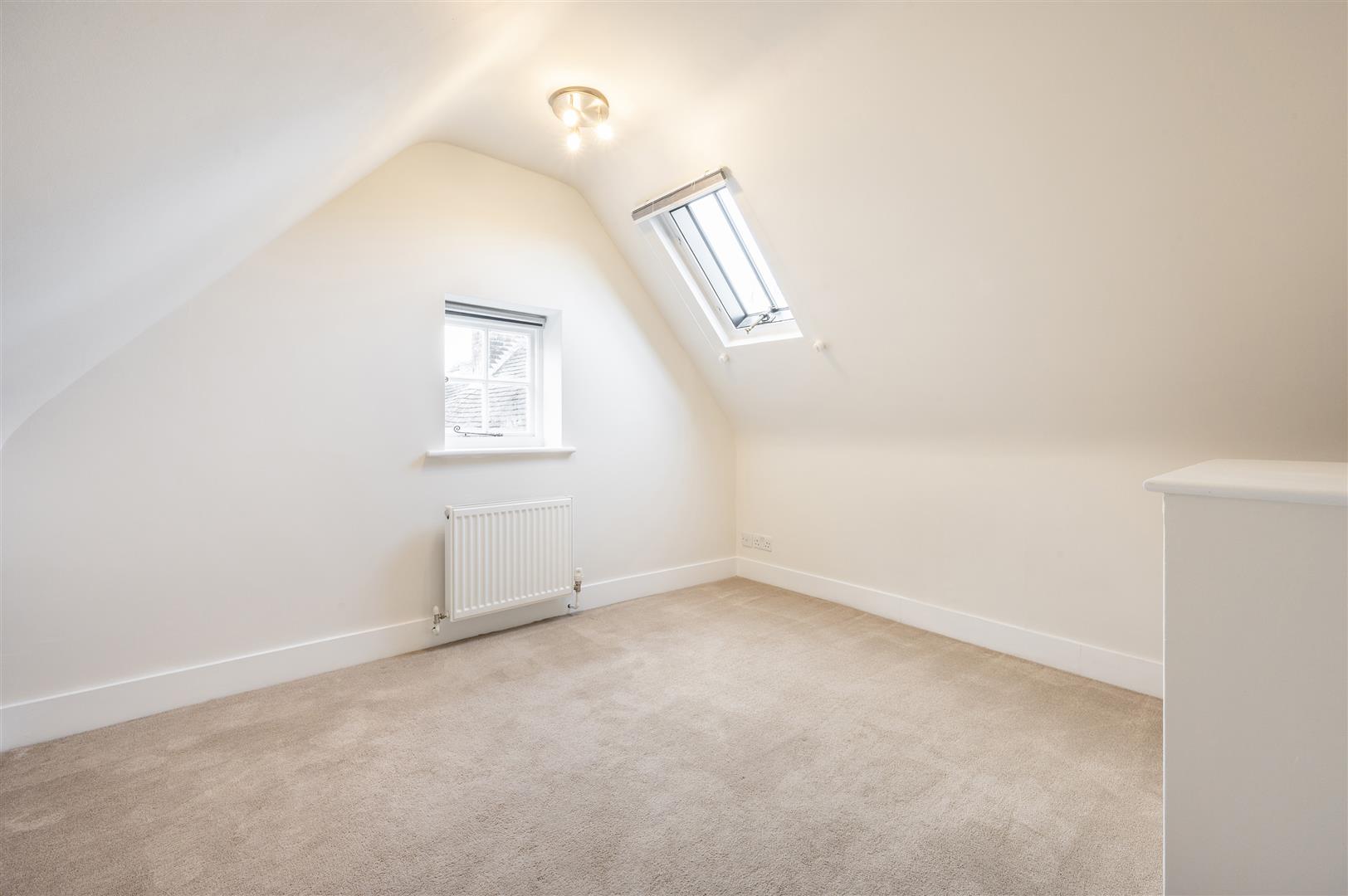 Oakwood Road Hampstead Garden Suburb NW11 6RJ