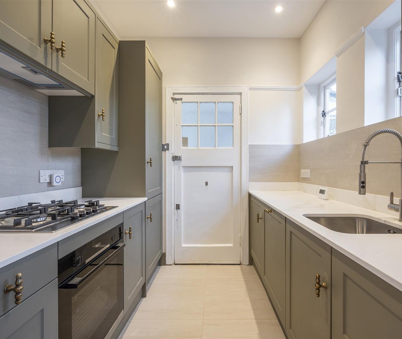 Oakwood Road Hampstead Garden Suburb NW11 6RJ