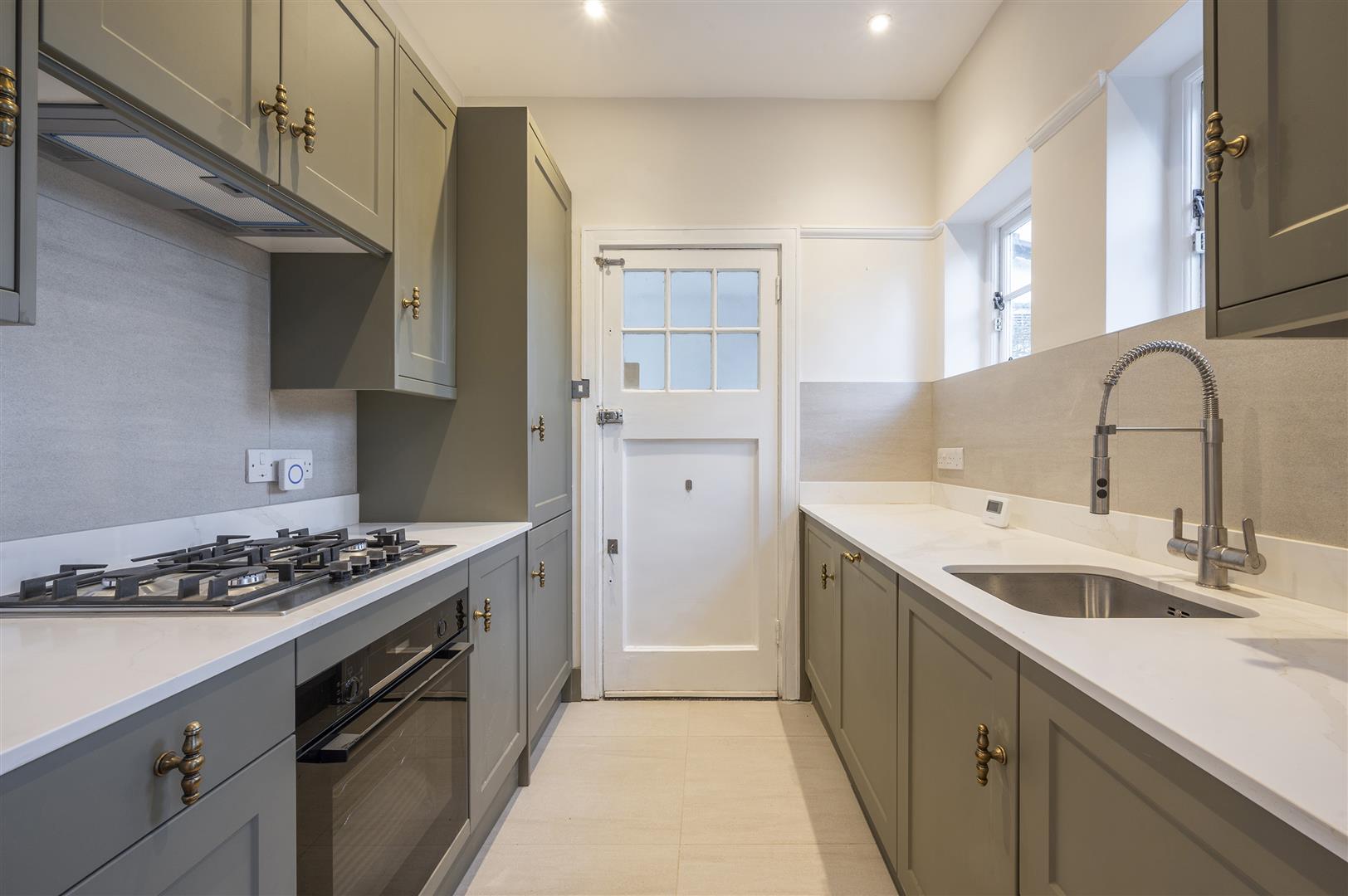 Oakwood Road Hampstead Garden Suburb NW11 6RJ