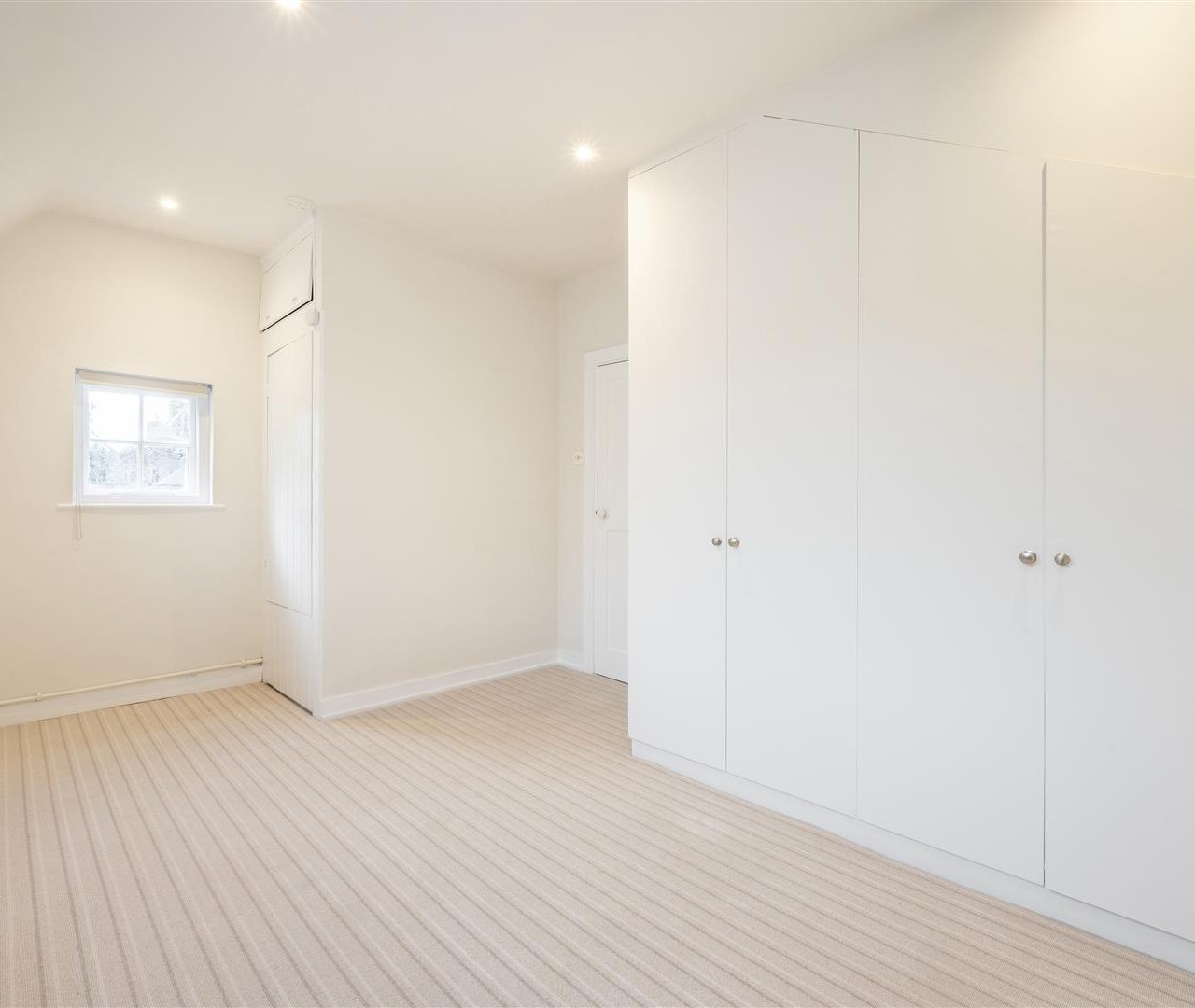 Oakwood Road Hampstead Garden Suburb NW11 6RJ