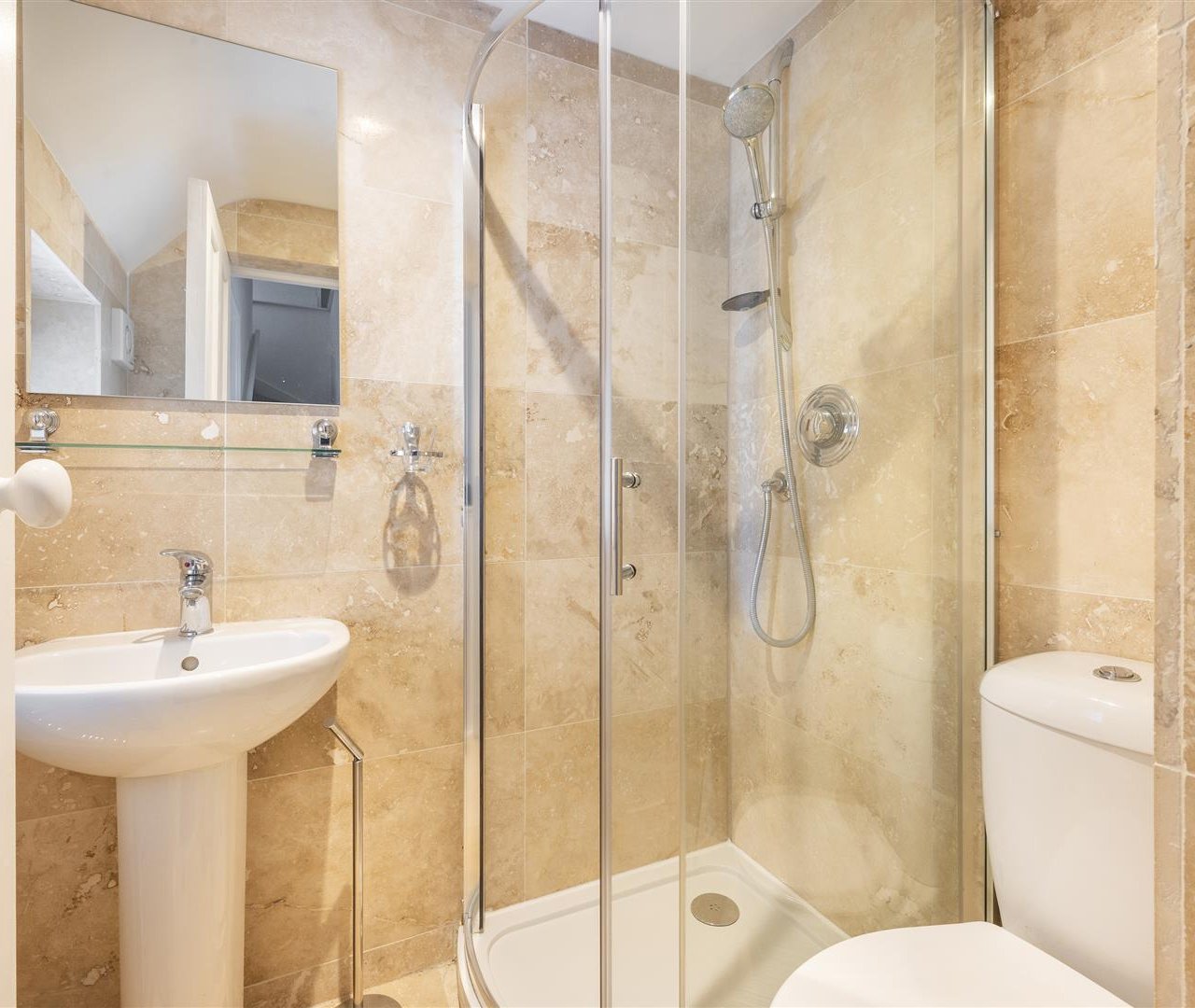 Oakwood Road Hampstead Garden Suburb NW11 6RJ