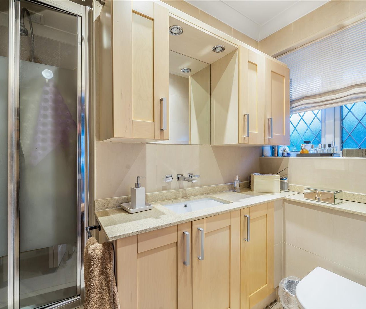 West Heath Road Hampstead NW3 7TT