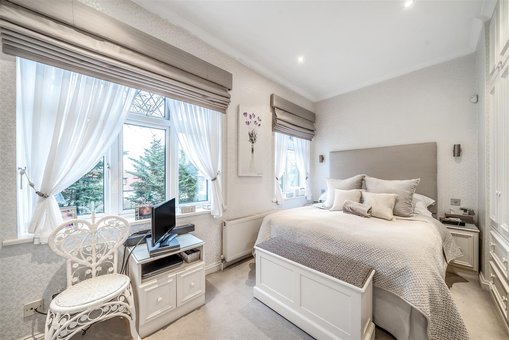 West Heath Road Hampstead NW3 7TT