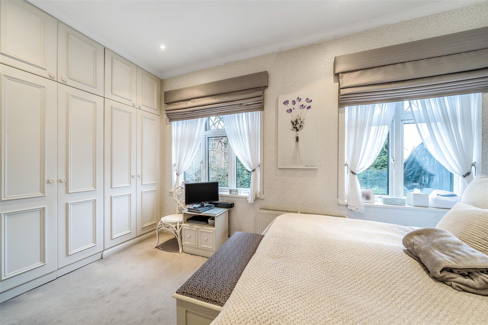 West Heath Road Hampstead NW3 7TT