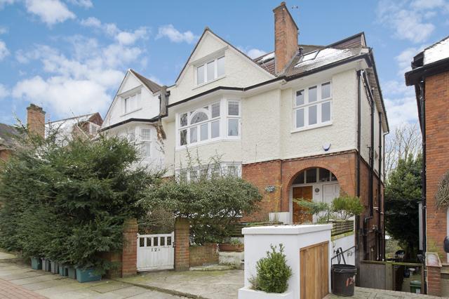 Hollycroft Avenue, Hampstead, NW3 7QL