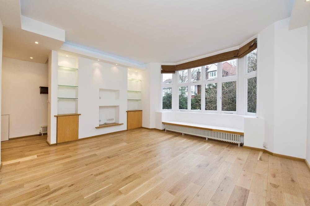 Hollycroft Avenue, Hampstead, NW3 7QL