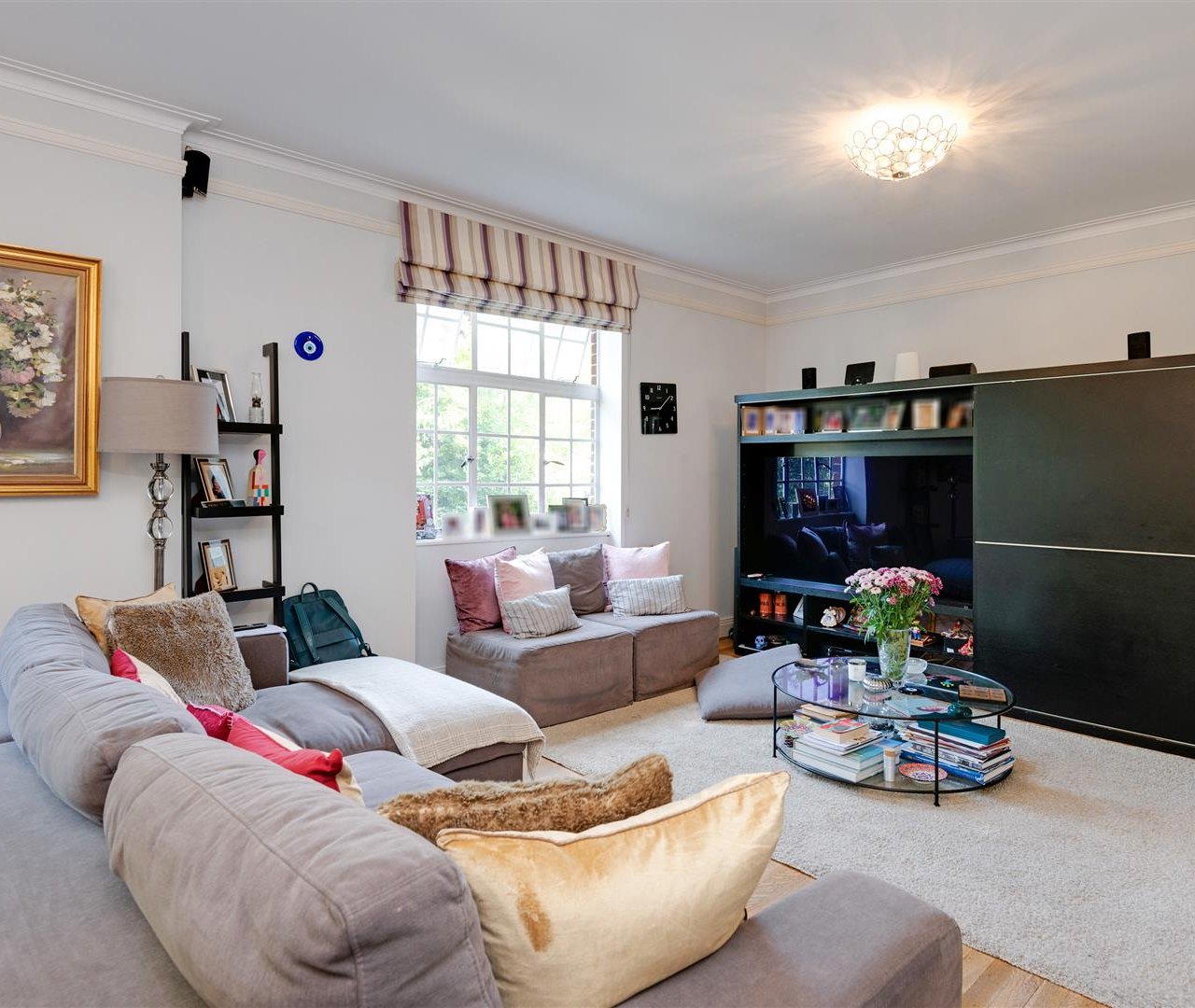 Frognal Lane Hampstead NW3 7DX