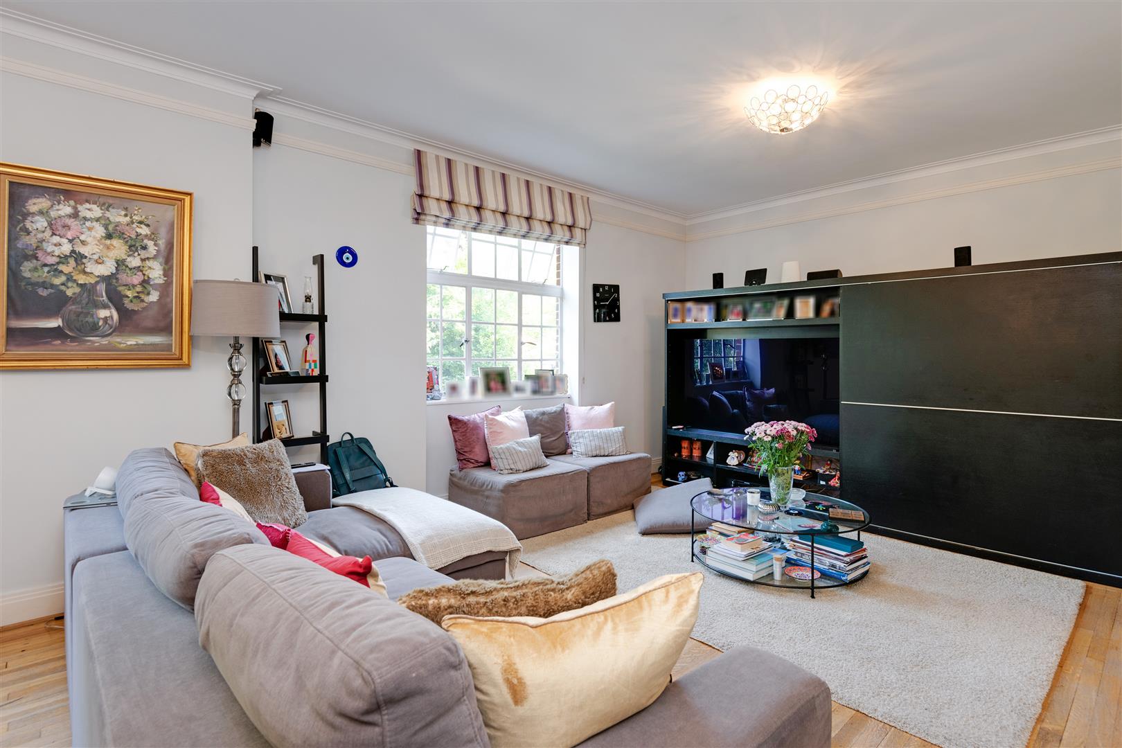 Frognal Lane Hampstead NW3 7DX