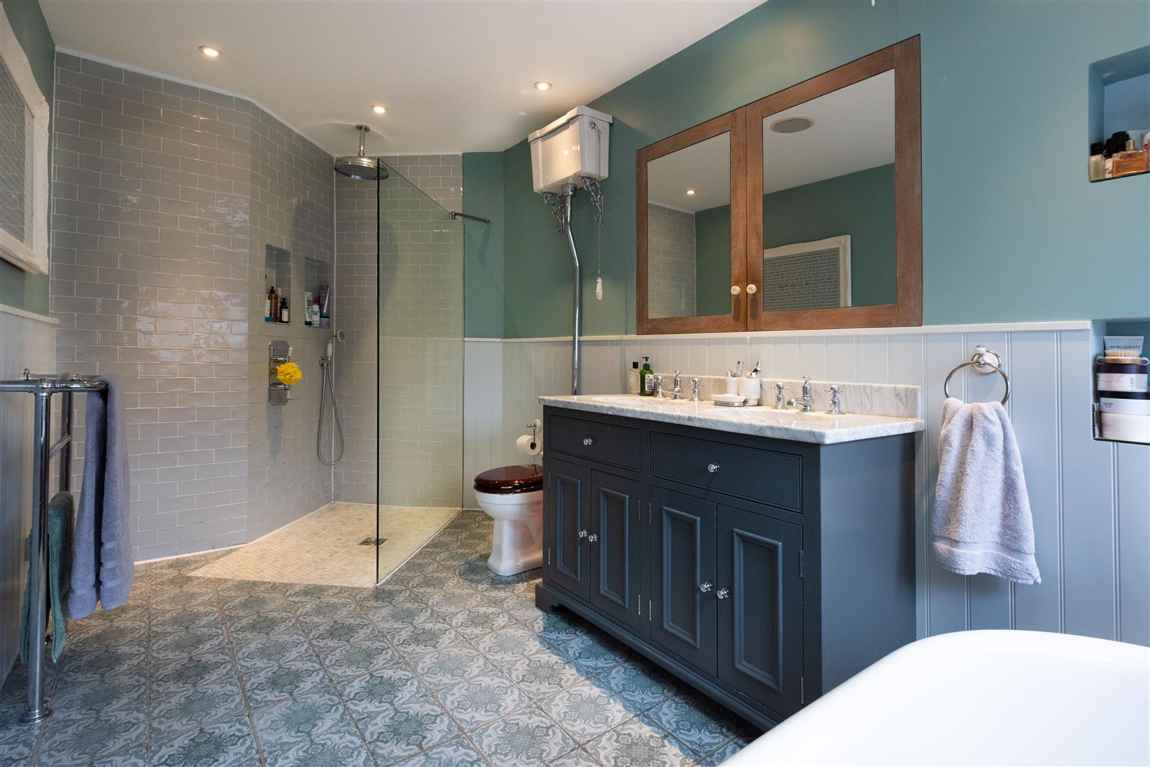 West Heath Drive Golders Hill Park NW11 7QH