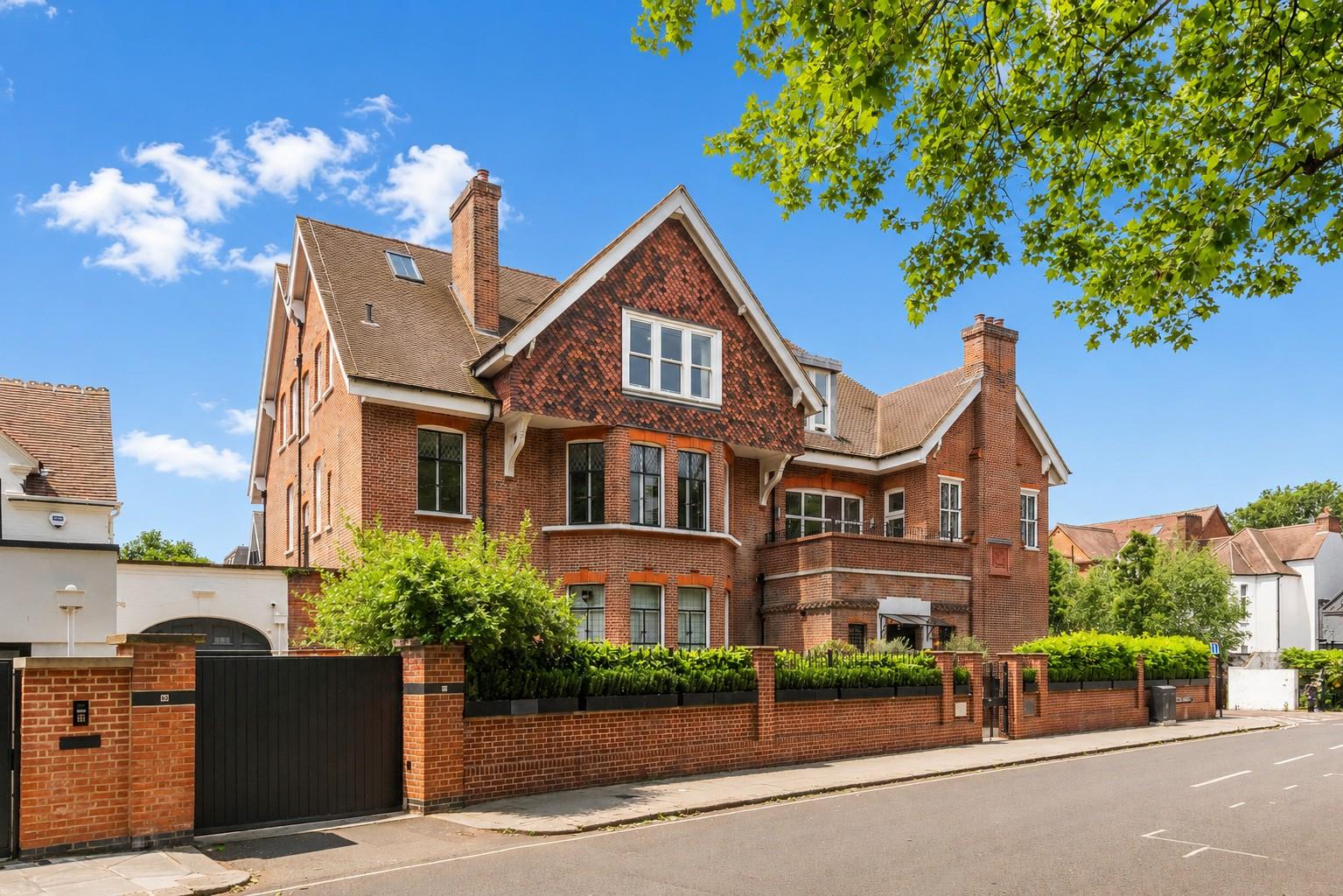 Penthouse Apartment, Nutley Terrace, Hampstead, NW3 5SB