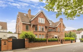 Penthouse Apartment, Nutley Terrace Hampstead NW3 5SB