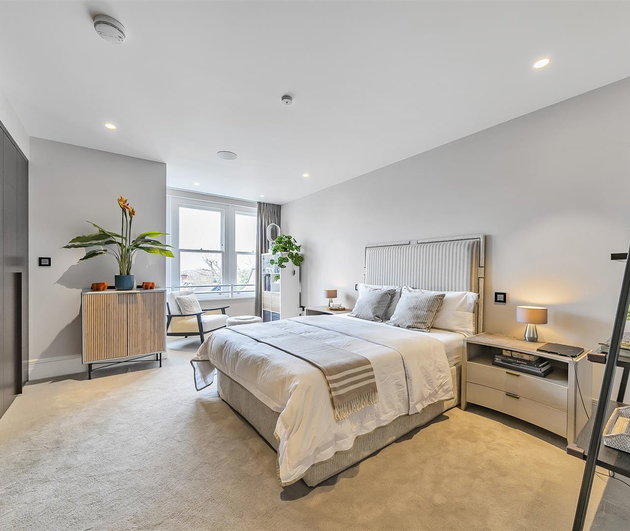 Penthouse Apartment, Nutley Terrace Hampstead NW3 5SB