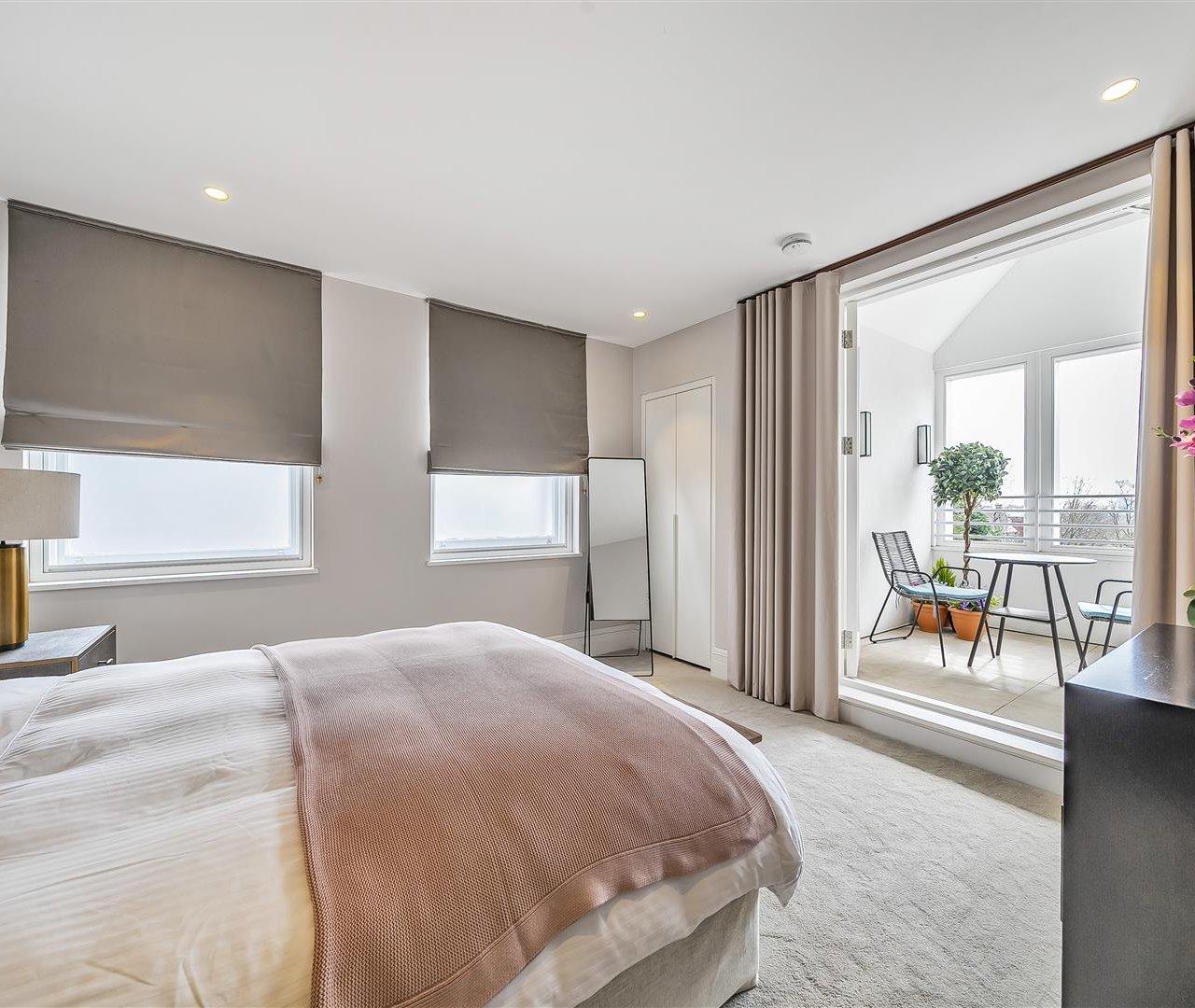 Penthouse Apartment, Nutley Terrace Hampstead NW3 5SB