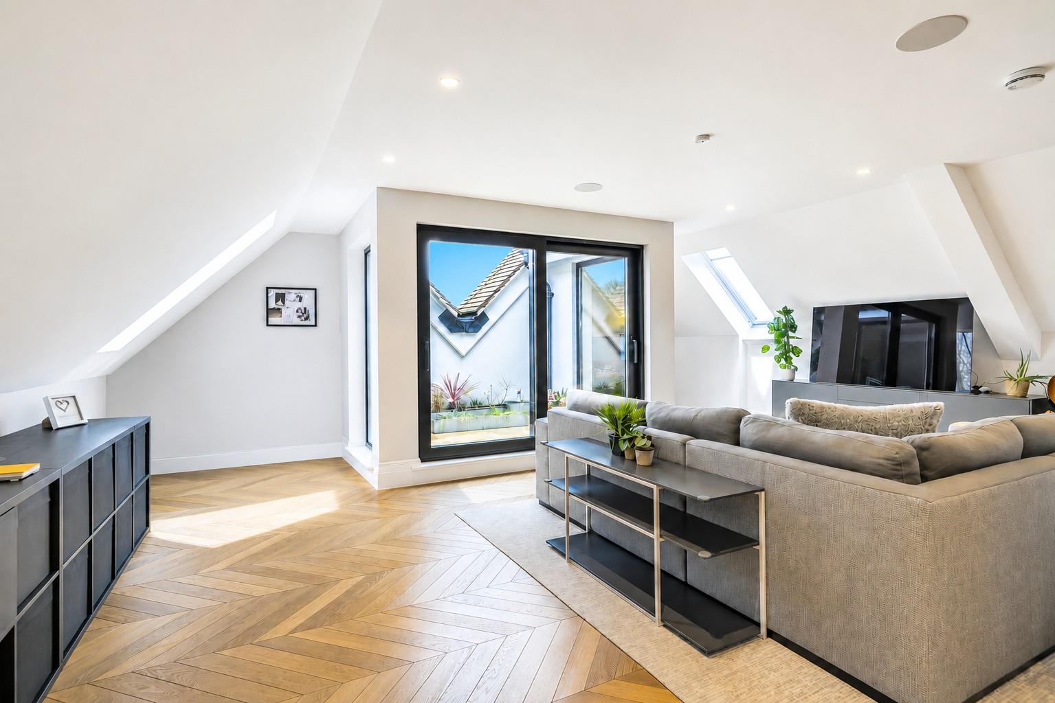 Penthouse Apartment, Nutley Terrace, Hampstead, NW3 5SB
