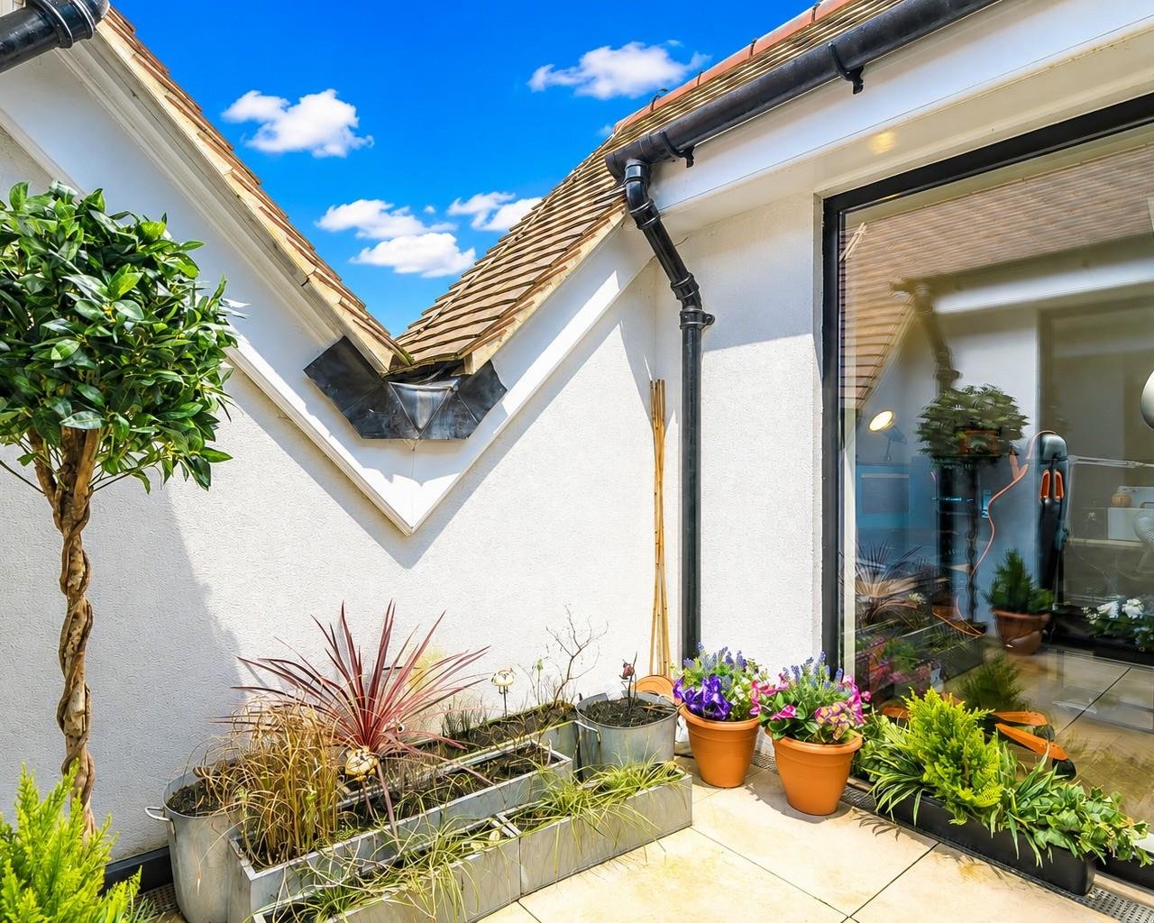 Penthouse Apartment, Nutley Terrace, Hampstead, NW3 5SB