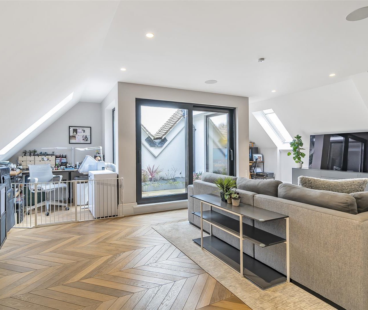 Penthouse Apartment, Nutley Terrace Hampstead NW3 5SB