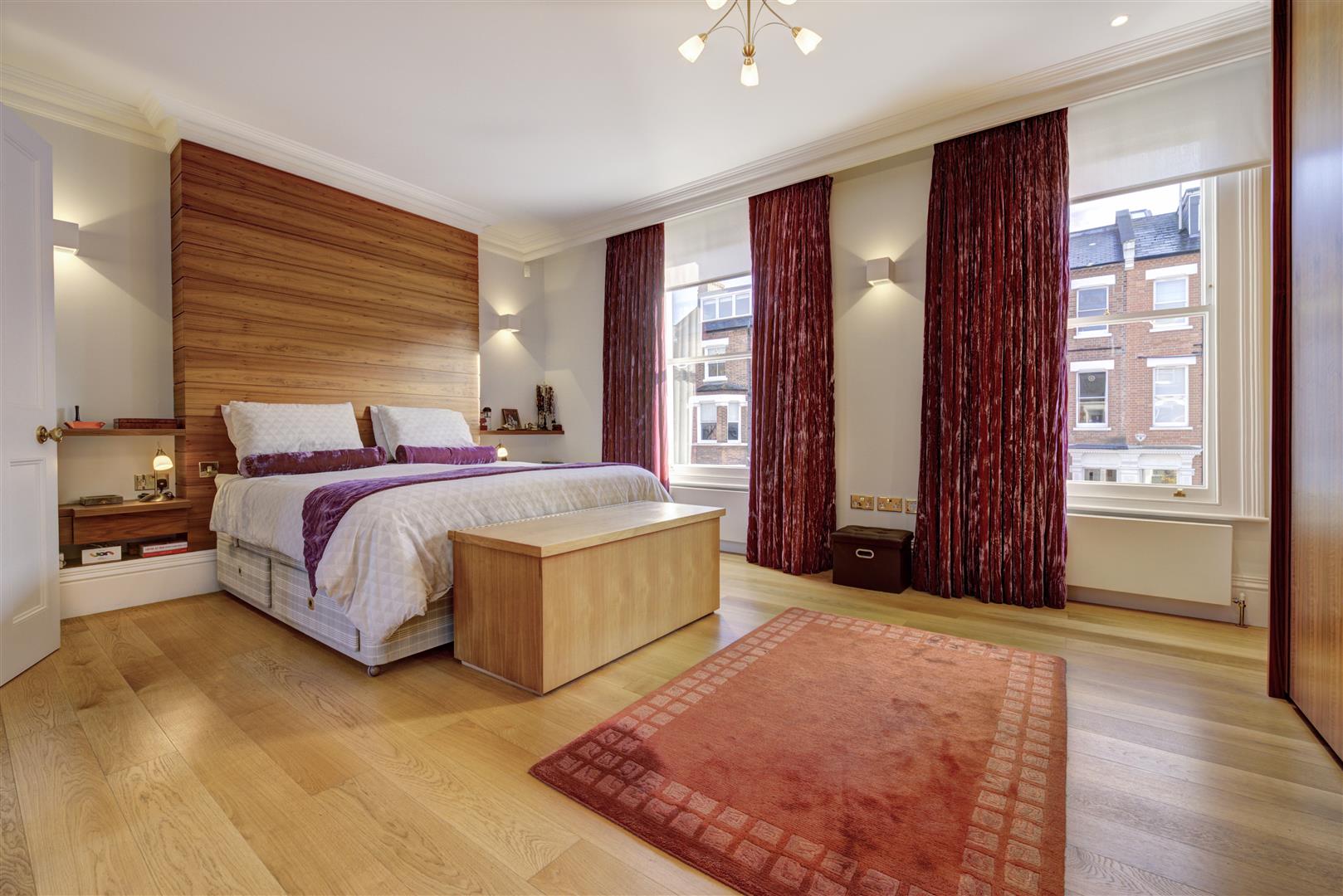 Pilgrims Lane Hampstead Village NW3 1SS