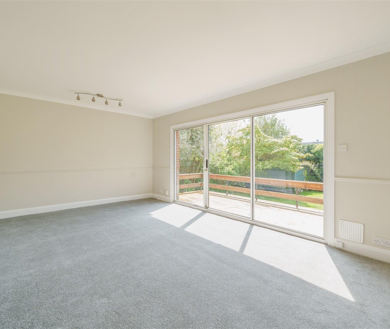 Ferncroft Avenue Hampstead NW3 7PG