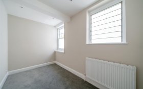 Ferncroft Avenue Hampstead NW3 7PG