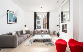 Kemplay Road Hampstead Village NW3 1SY