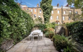 Kemplay Road Hampstead Village NW3 1SY