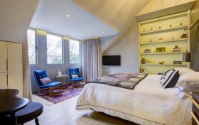 Clorane Gardens Hampstead NW3 7PR