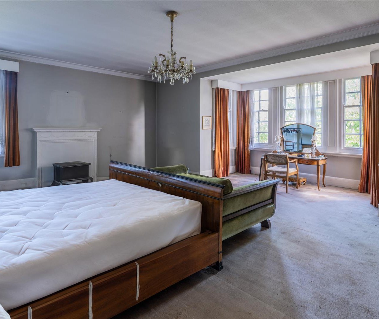 Templewood Avenue Hampstead NW3 7UY