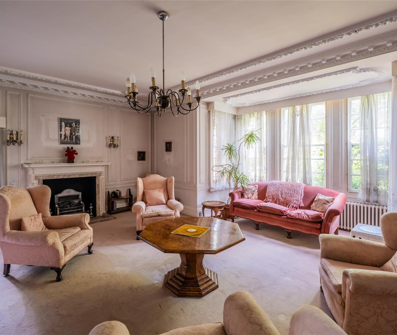 Templewood Avenue Hampstead NW3 7UY