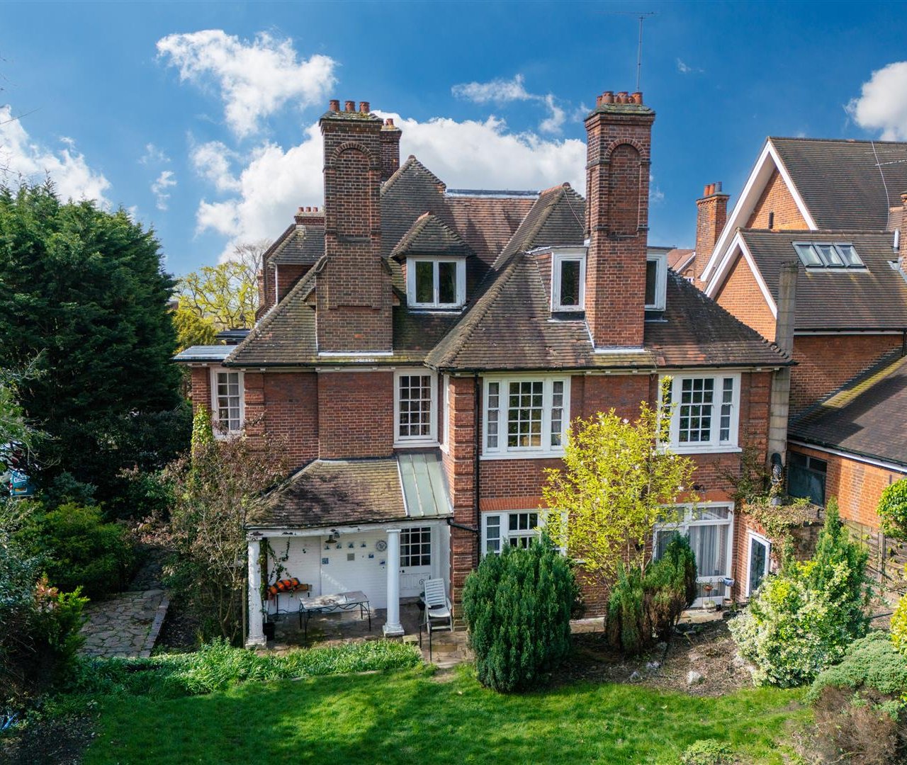 Templewood Avenue Hampstead NW3 7UY