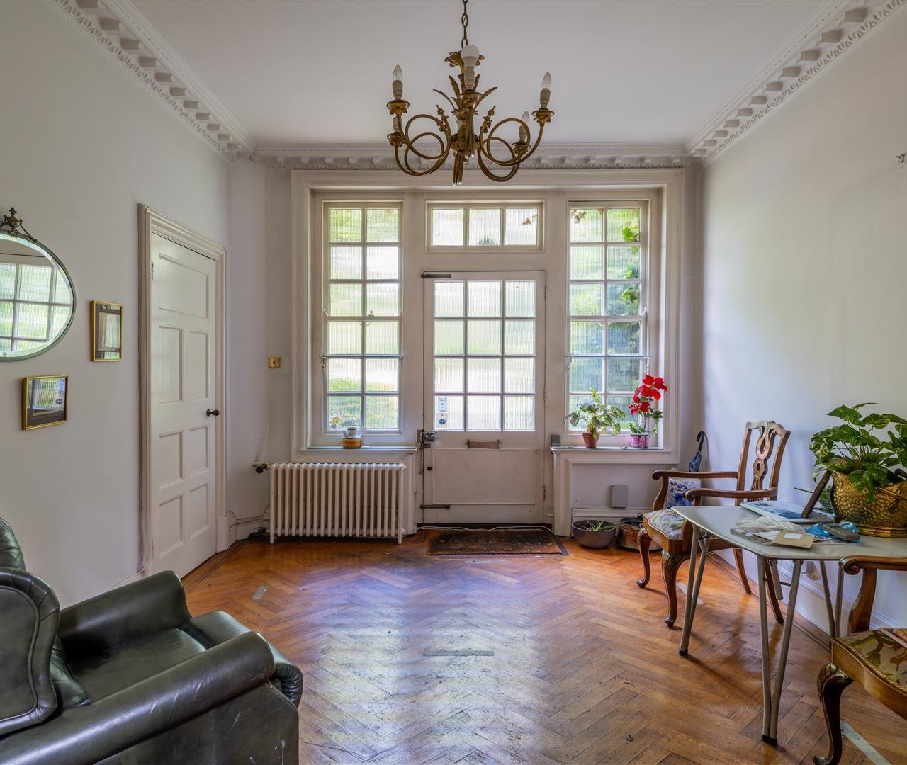 Templewood Avenue Hampstead NW3 7UY