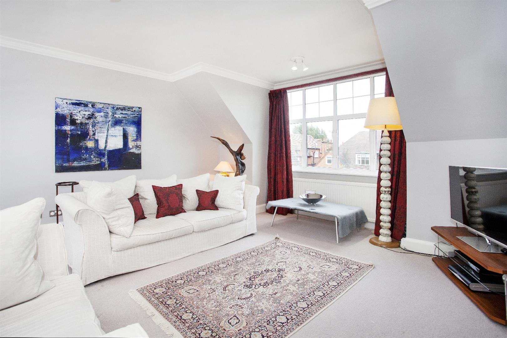 Bracknell Gardens Hampstead NW3 7ED