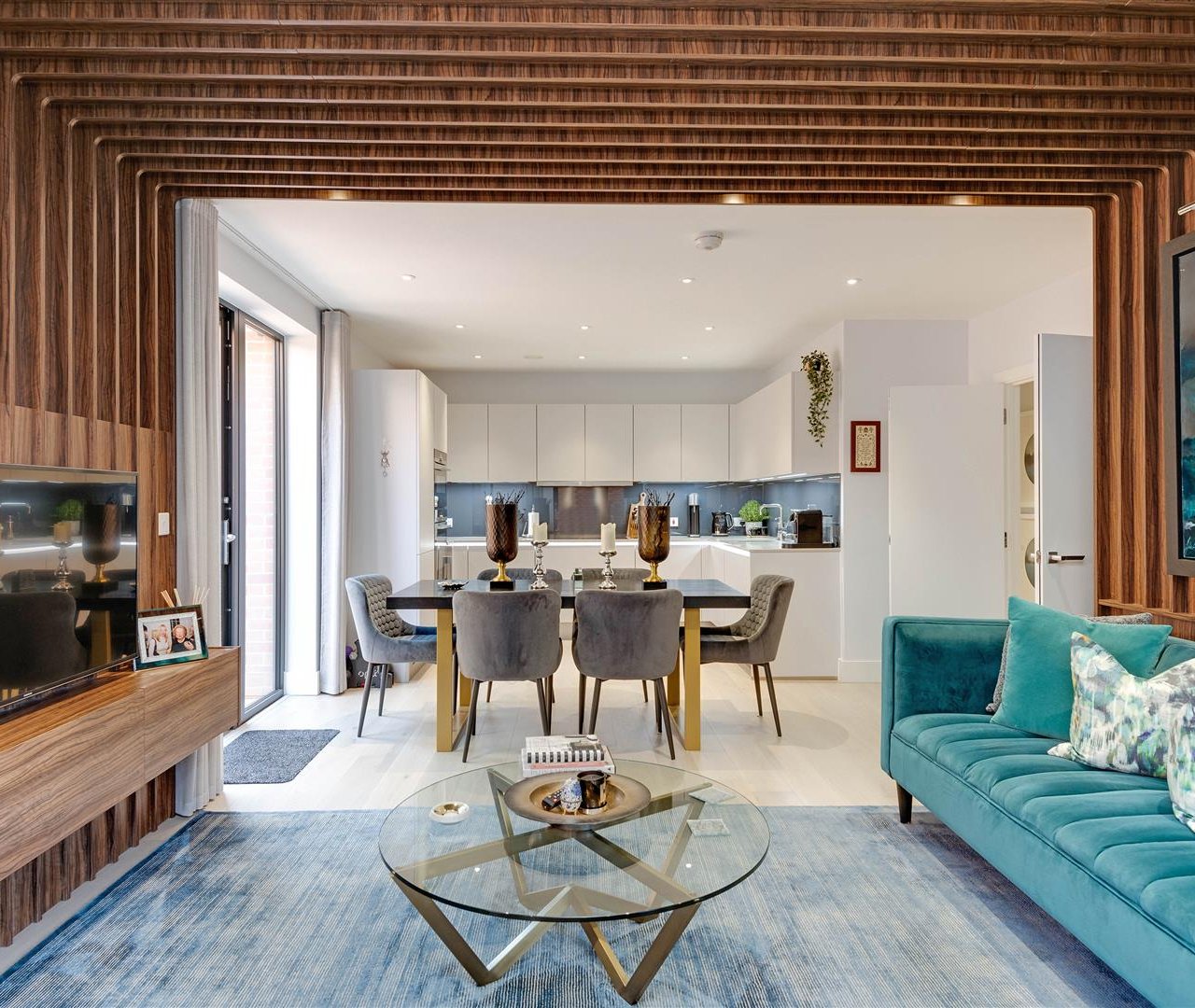 Kidderpore Avenue Hampstead NW3 7AS