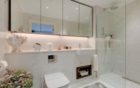 Kidderpore Avenue Hampstead NW3 7AS