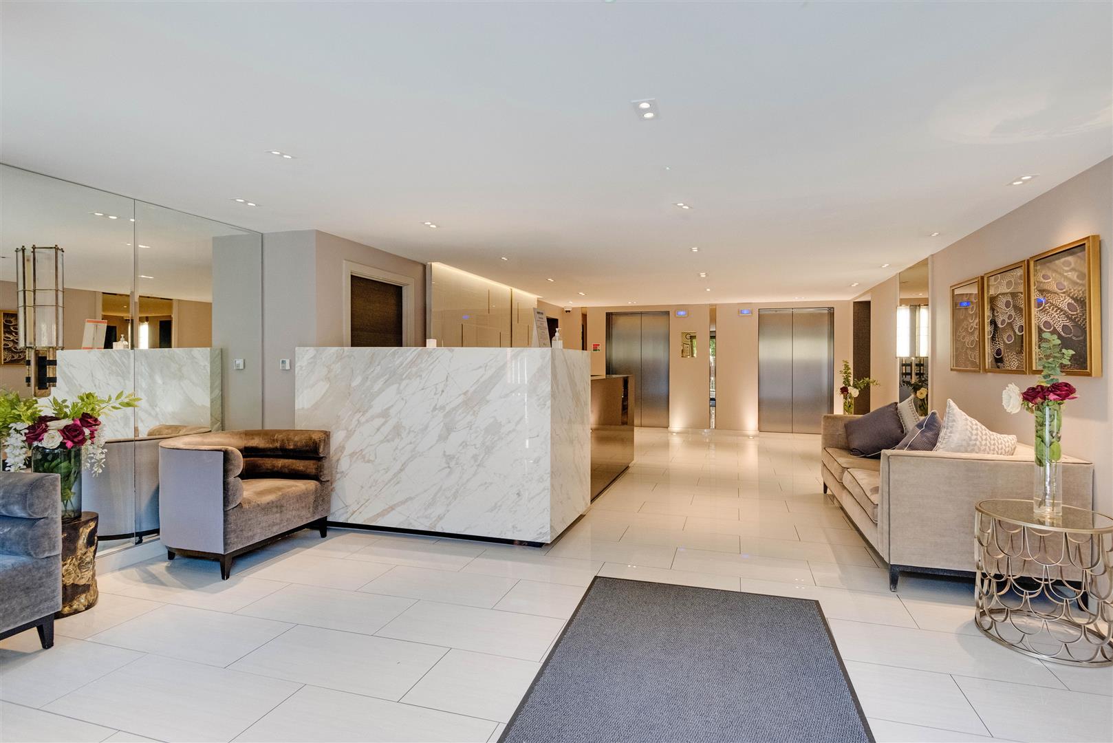 Kidderpore Avenue Hampstead NW3 7AS