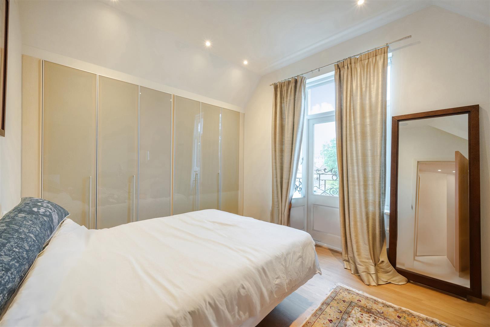 Redington Road, Hampstead, NW3 7QX