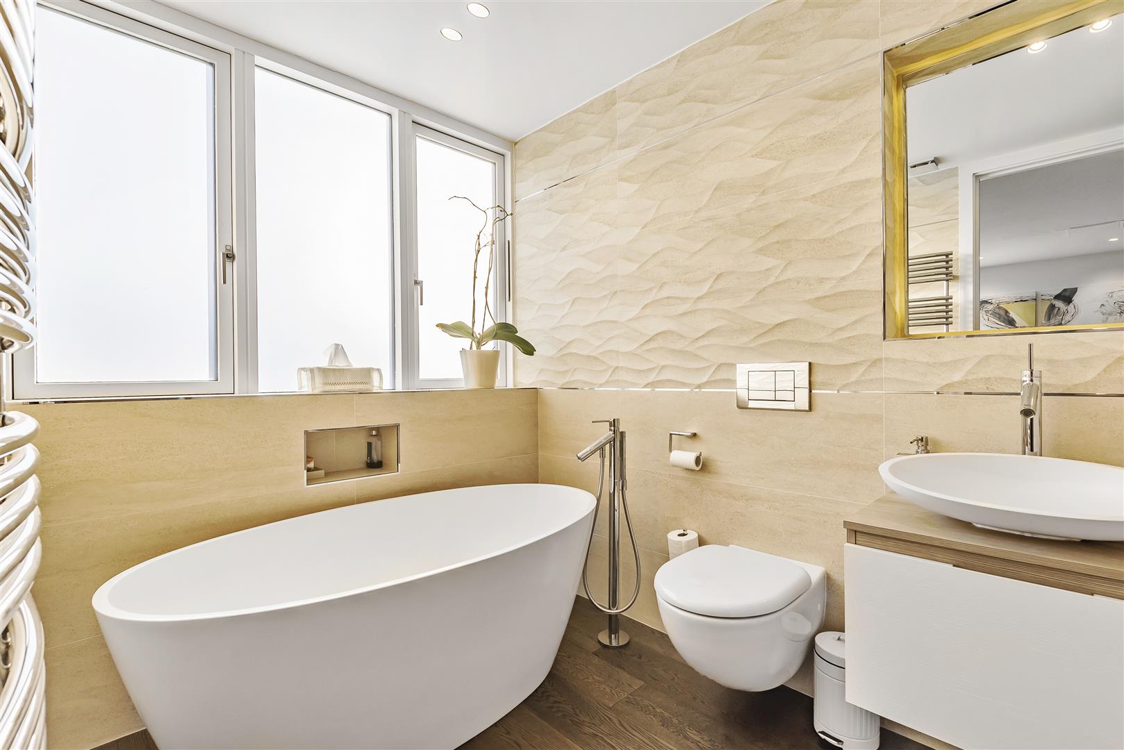 Kidderpore Avenue Hampstead NW3 7SG