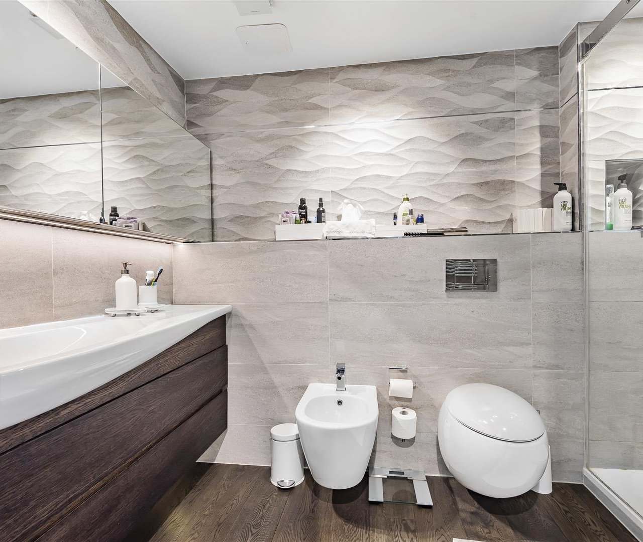 Kidderpore Avenue Hampstead NW3 7SG