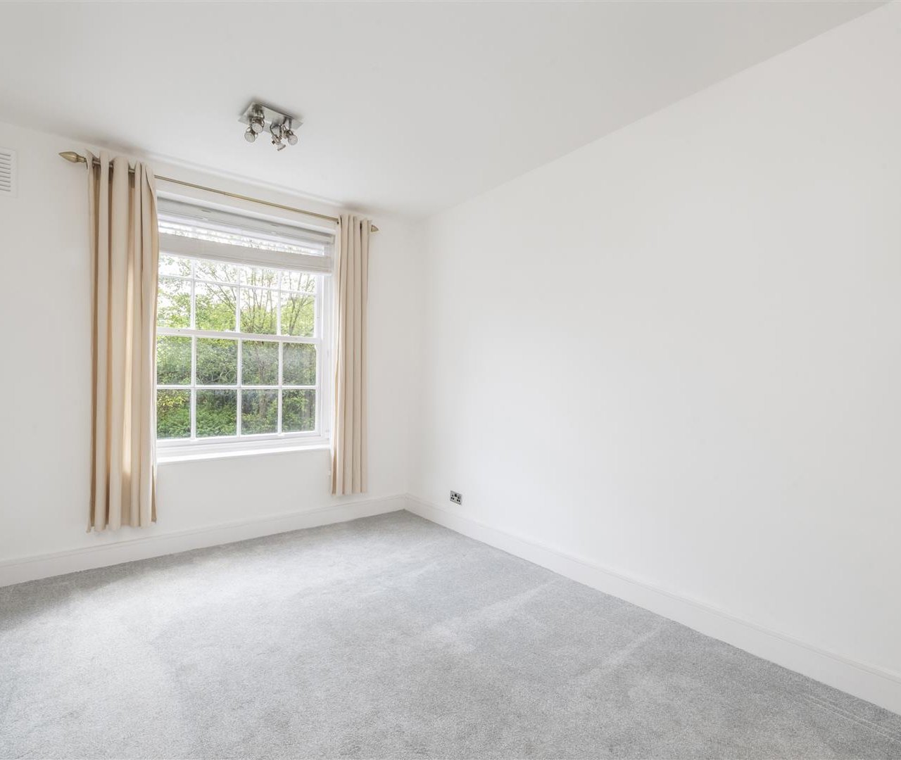 Carlton Hill St. John’s Wood NW8 9XD