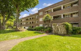 Carlton Hill St. John’s Wood NW8 9XD