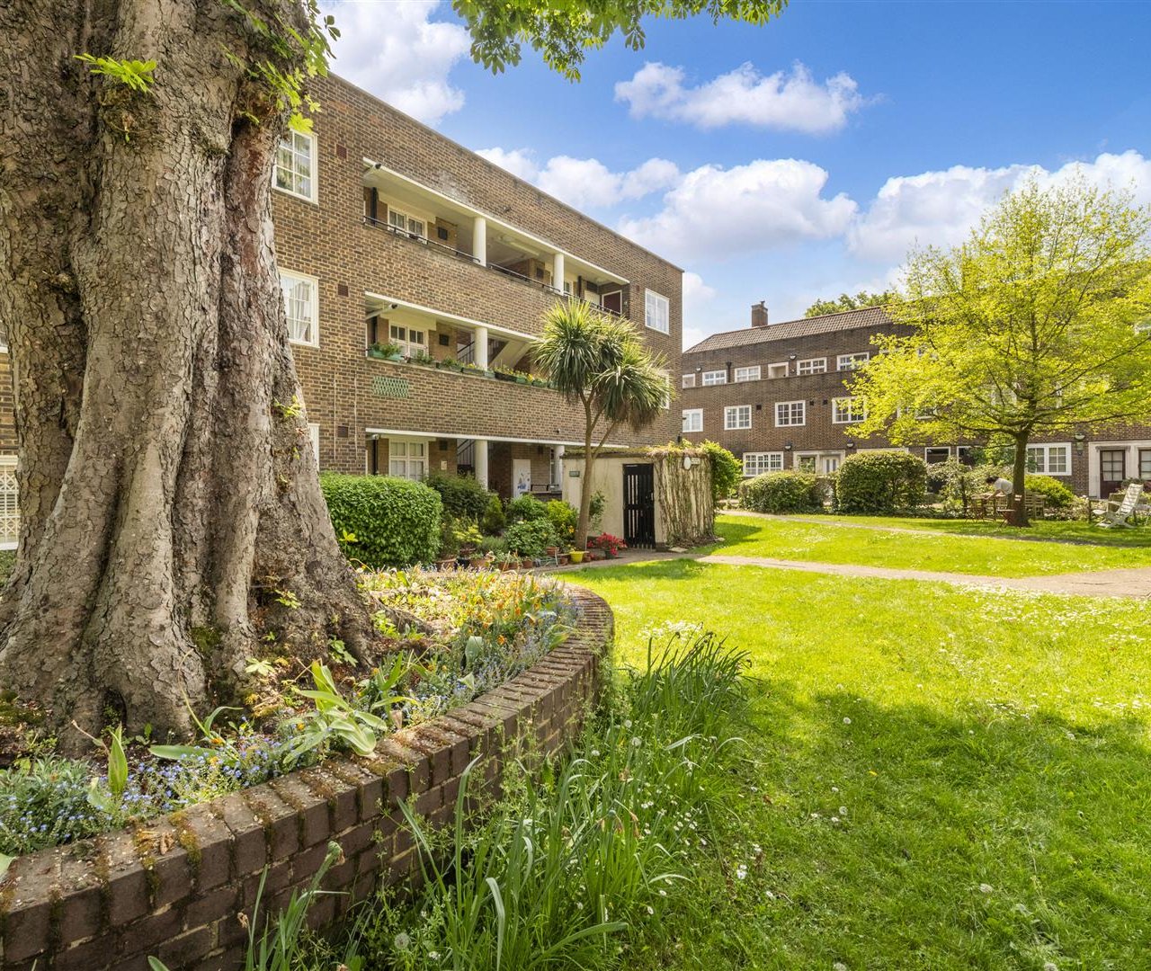 Carlton Hill St. John’s Wood NW8 9XD