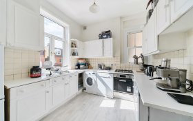 Aberdare Gardens South Hampstead NW6 3AN