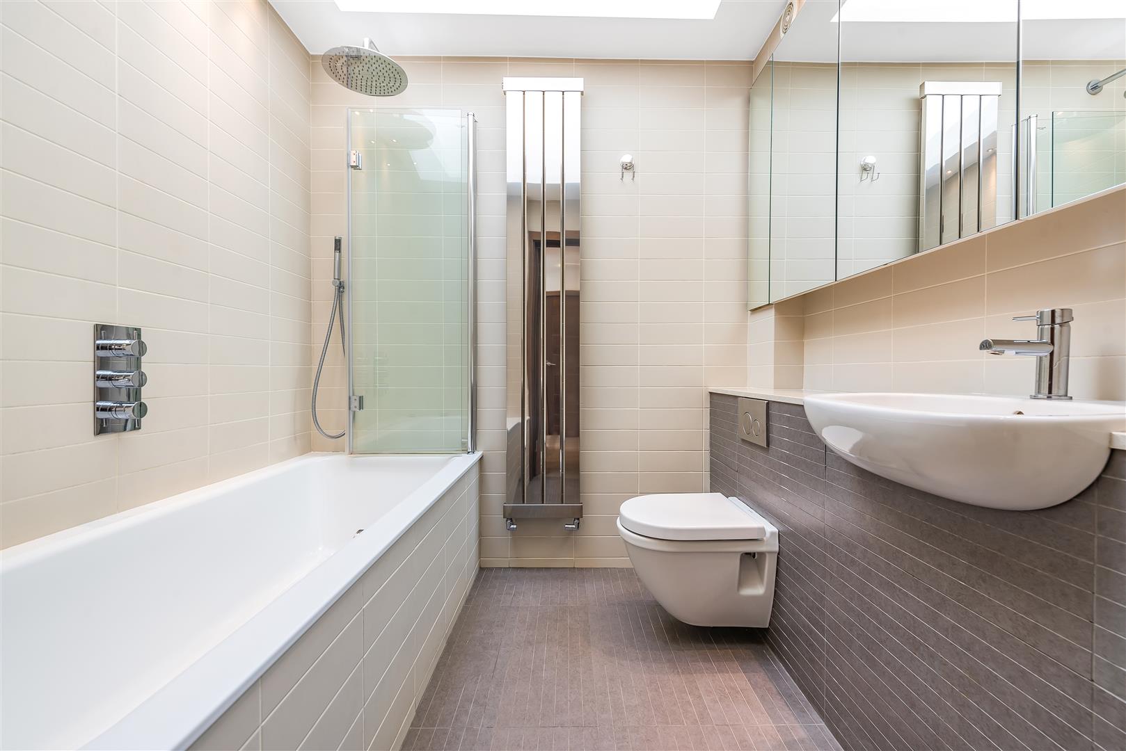 Spencer Walk Hampstead Village NW3 1QZ