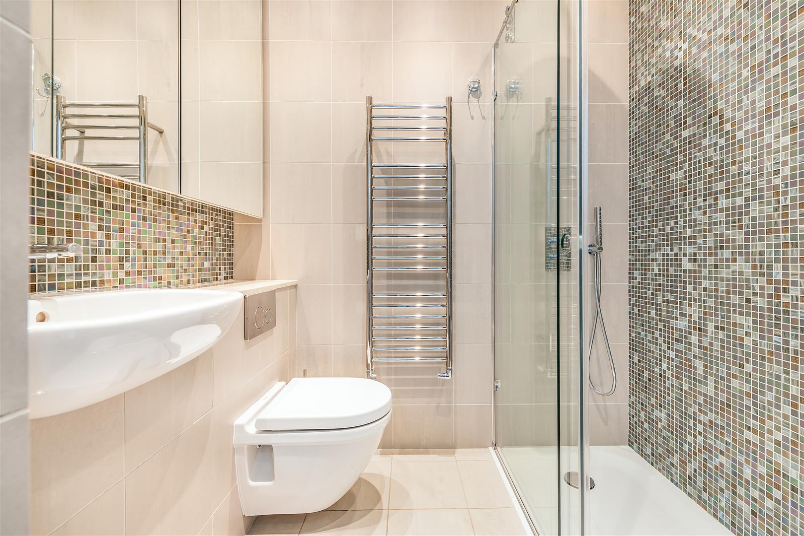 Spencer Walk Hampstead Village NW3 1QZ