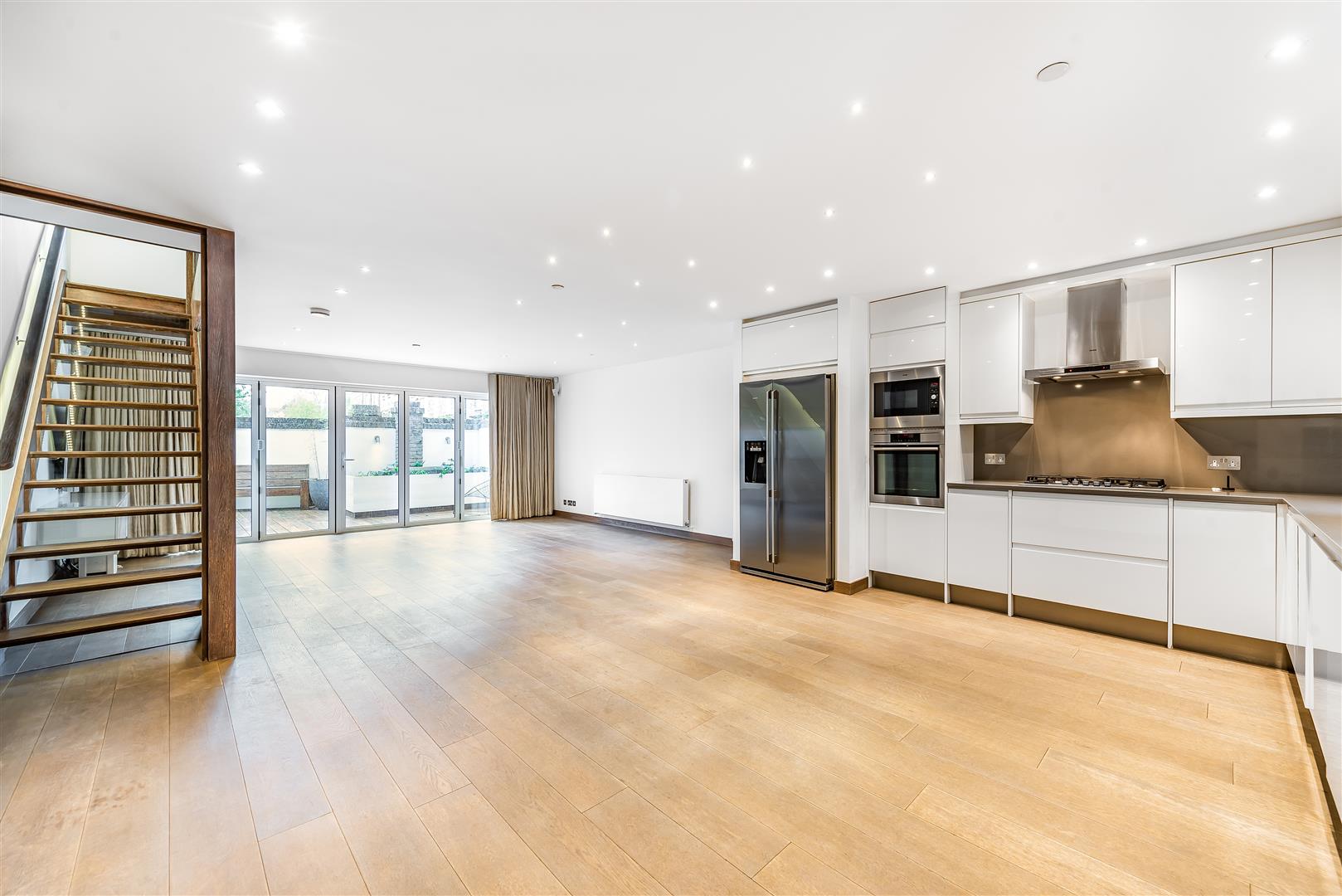 Spencer Walk Hampstead Village NW3 1QZ