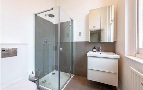 Upper Hampstead Walk Hampstead Village NW3 1DE