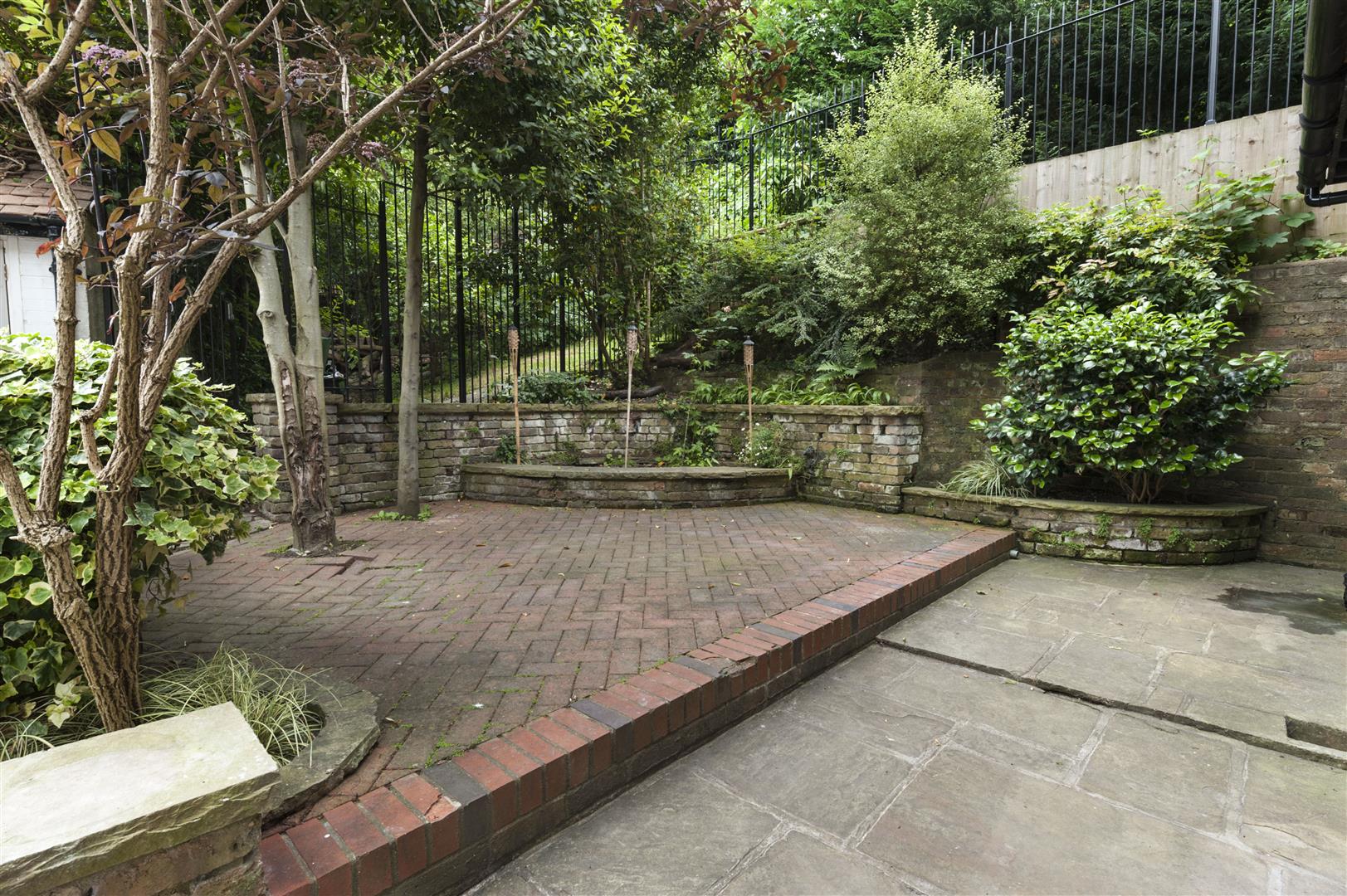 Rosecroft Avenue Hampstead NW3 7QB