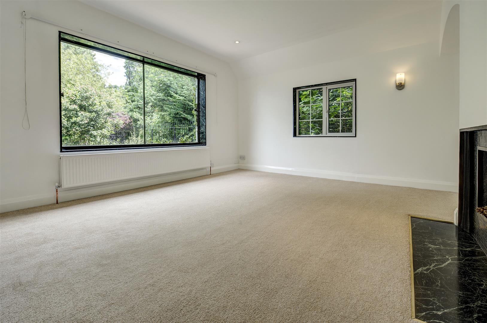 Rosecroft Avenue Hampstead NW3 7QB