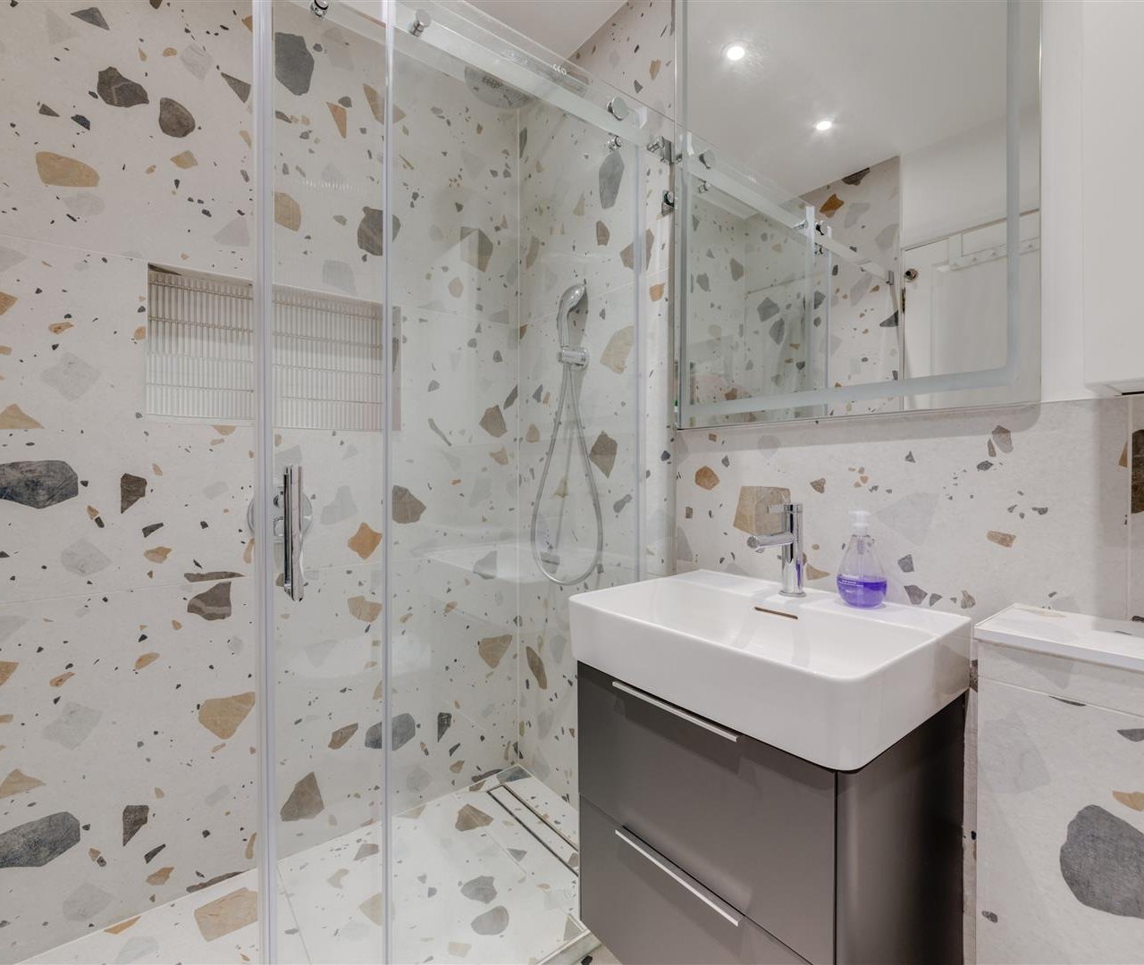 Netherhall Gardens Hampstead NW3 5RL