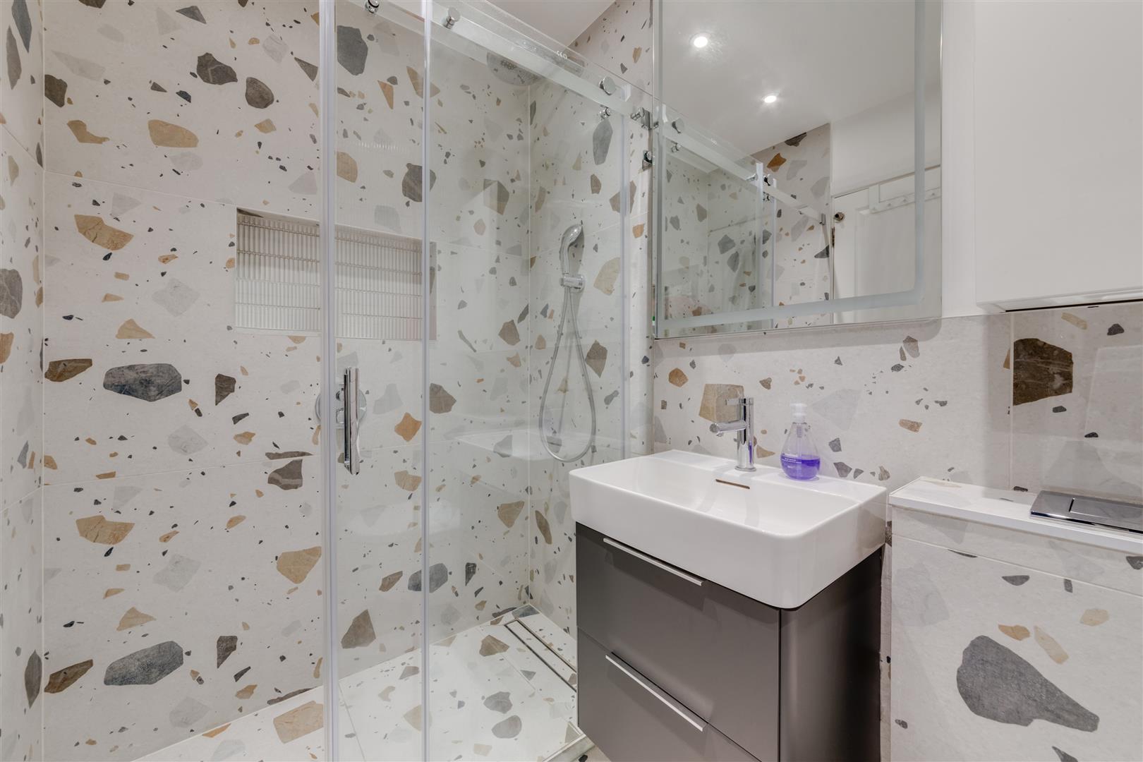 Netherhall Gardens Hampstead NW3 5RL